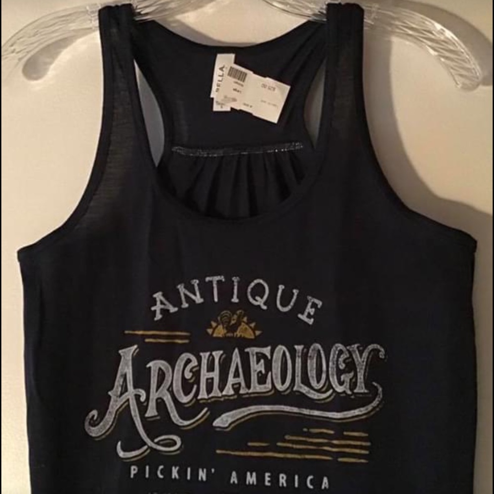 Antique Archeology Tank (L)
